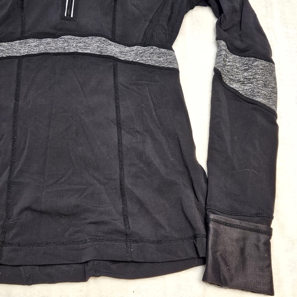Lululemon Run: Distance Pullover Long Sleeve In Black/Heathered Gray - Picture 6 of 16